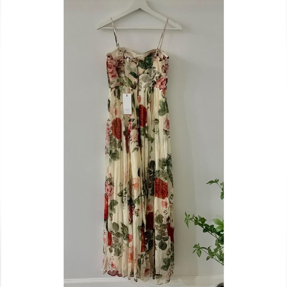 Hemant & Nandita Naaz Dress. - Picture 12 of 14